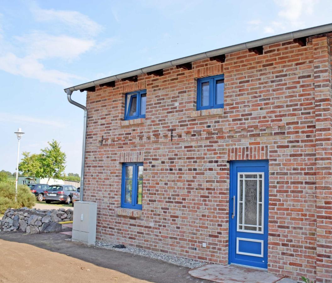 Ferienhaus Zum Boddenstrand Mit Ka Groß Zicker Eksteriør billede