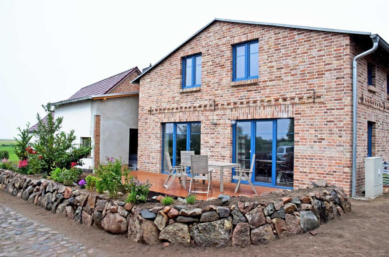 Ferienhaus Zum Boddenstrand Mit Ka Groß Zicker Eksteriør billede